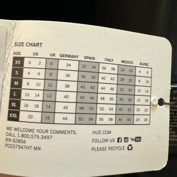 NWT HUE Faux Leather Cropped Flare Leggings XL - Picture 8 of 8